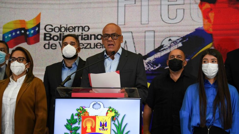 Jorge Rodríguez announced the withdrawal of the government team from the round of negotiations.