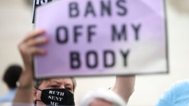 Photo of Texas abortion law is back in effect because higher court blocked temporary suspension
