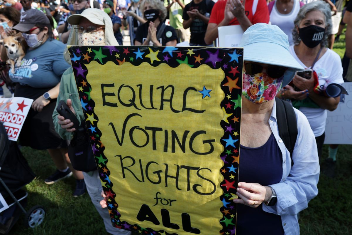 Activists claim that the right to vote is defended in the country.