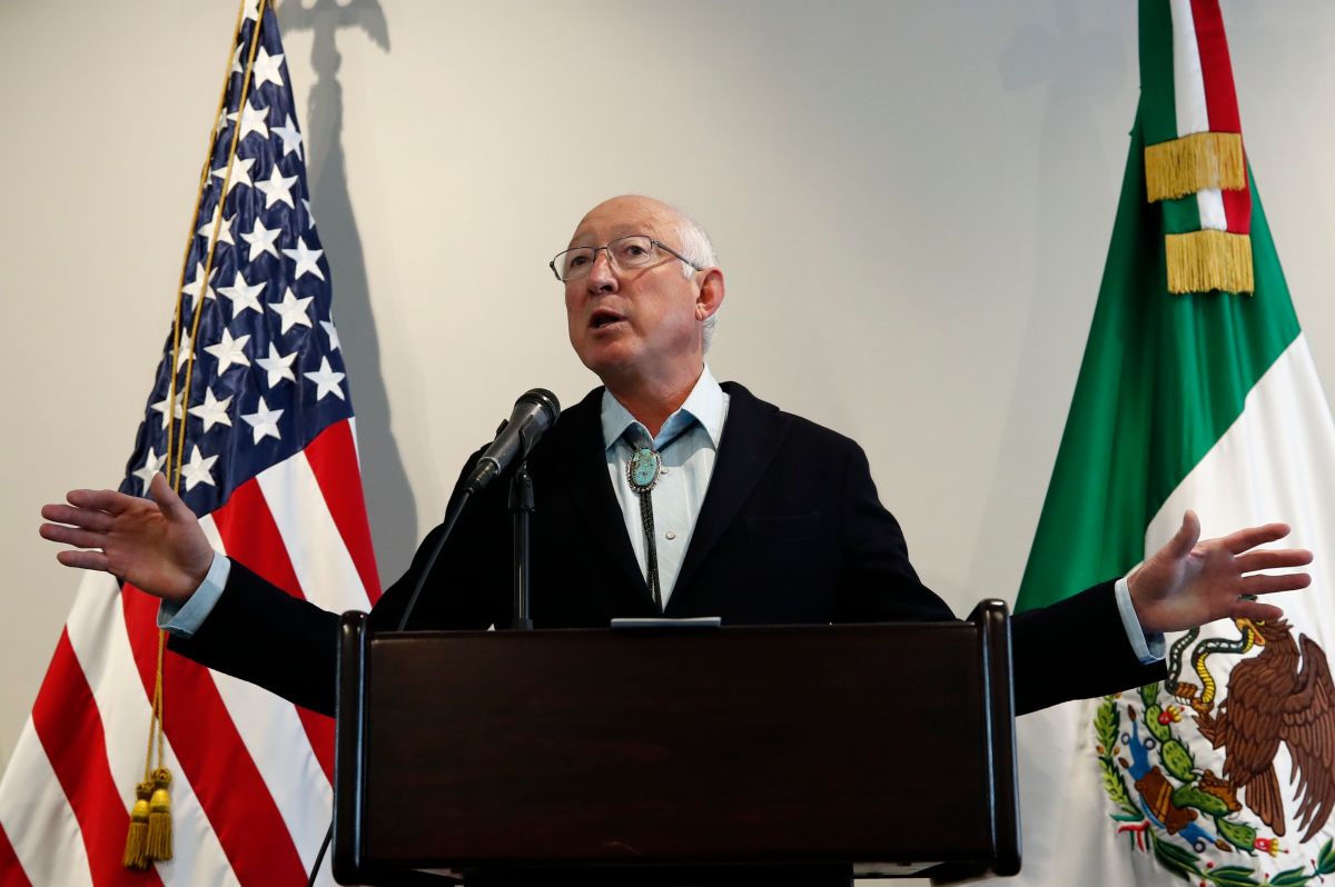US Ambassador to Mexico Ken Salazar opens dialogue on immigration