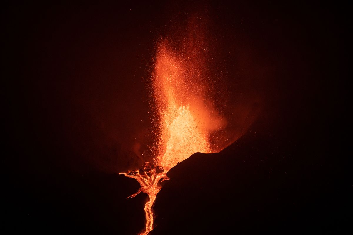 The volcano on La Palma has been continuously erupting for more than three weeks, but has stabilized in recent days.