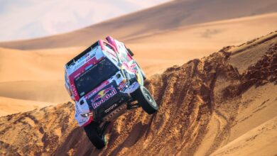 Al Attiyah strengthens his lead as Sainz wins Stage 3 of the Dakar Rally