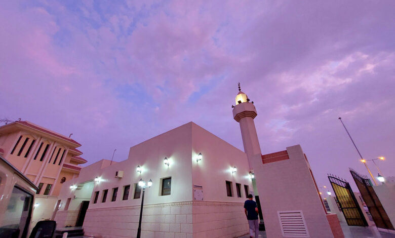 Qatar Cabinet: Children under the age of 12 are not permitted inside mosques